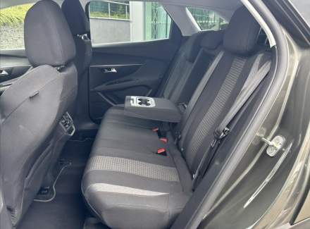 Peugeot - 3008