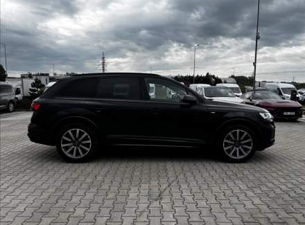 Audi - Q7