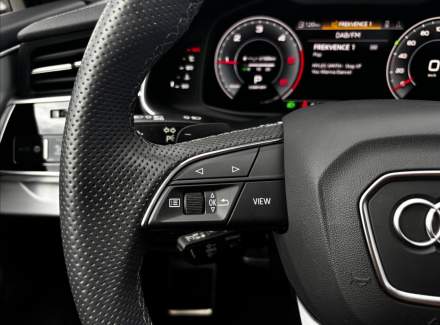 Audi - Q7