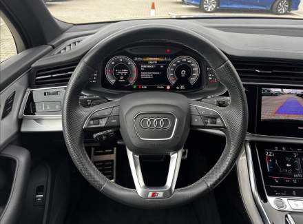 Audi - Q7