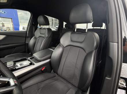 Audi - Q7