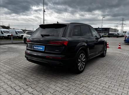 Audi - Q7