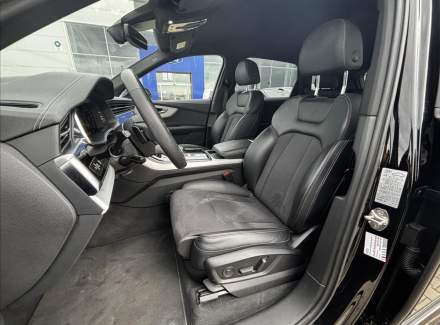 Audi - Q7