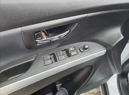 Suzuki - SX4