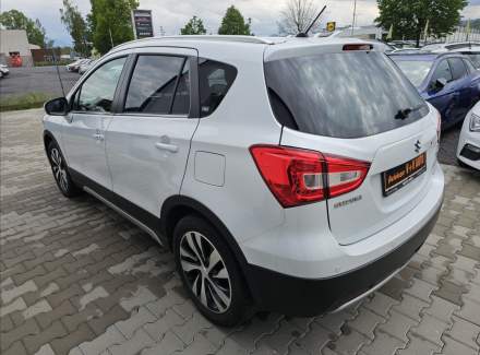 Suzuki - SX4