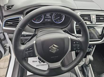 Suzuki - SX4