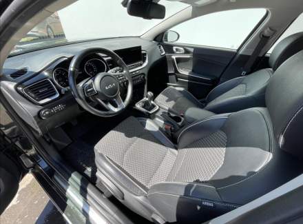 Kia - XCeed