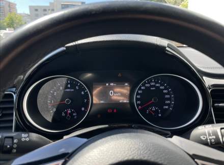 Kia - XCeed