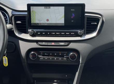 Kia - XCeed