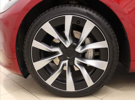 Tesla - Model 3