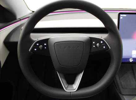 Tesla - Model 3
