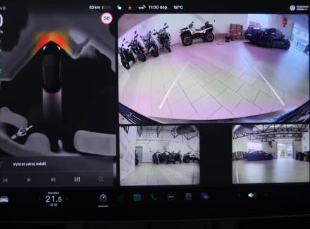 Tesla - Model 3