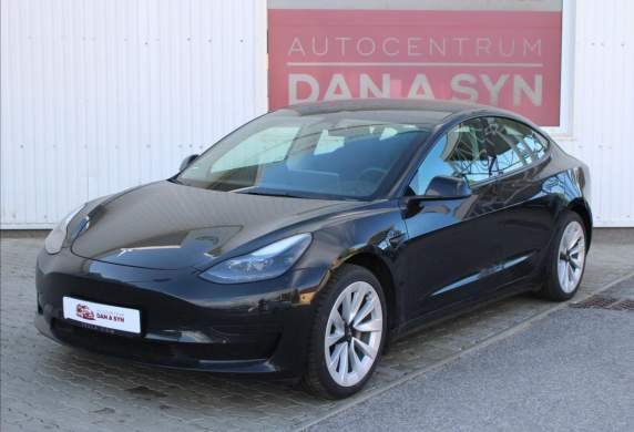 Tesla - Model 3