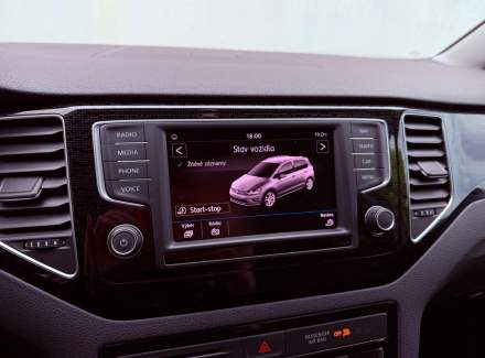 Volkswagen - Golf
