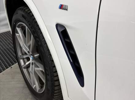 BMW - X3