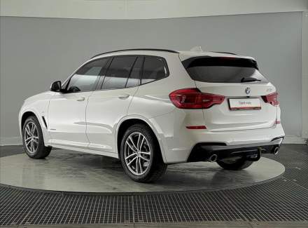 BMW - X3