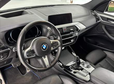 BMW - X3