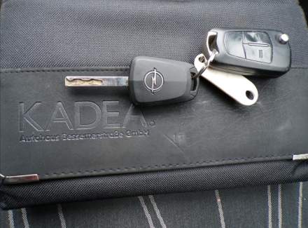 Opel - Corsa
