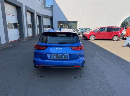 Kia - Cee'd