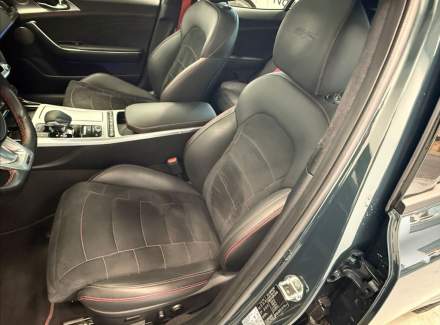 Kia - Stinger