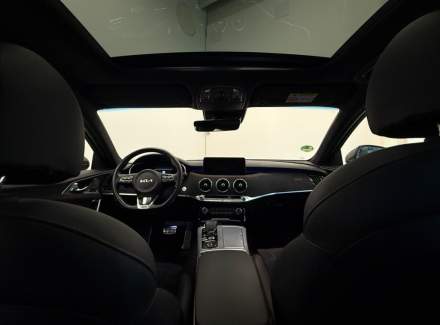 Kia - Stinger