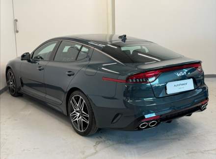 Kia - Stinger