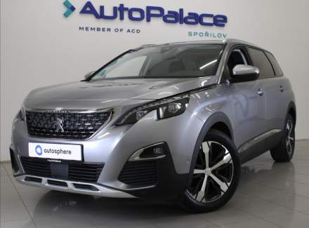 Peugeot - 5008