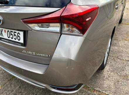 Toyota - Auris