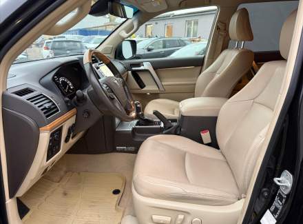 Toyota - Land Cruiser