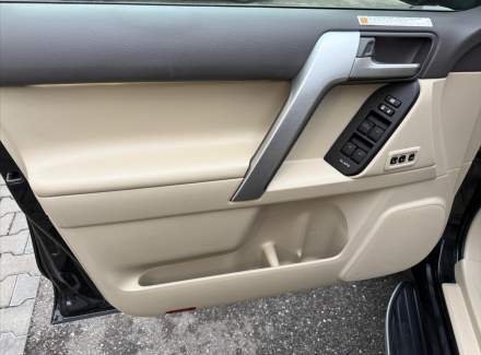 Toyota - Land Cruiser