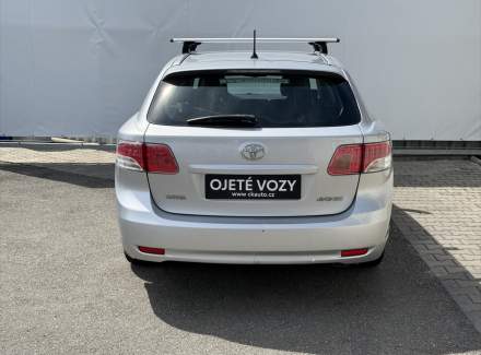 Toyota - Avensis