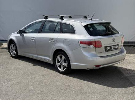 Toyota - Avensis