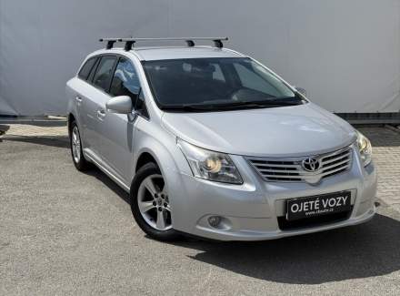 Toyota - Avensis