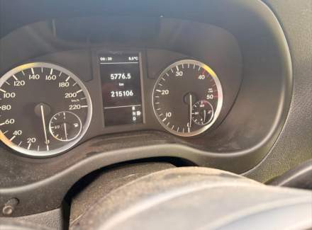 Mercedes-Benz - Vito