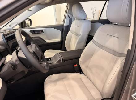 Toyota - RAV 4