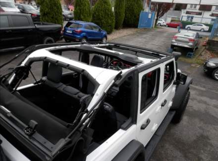 Jeep - Wrangler