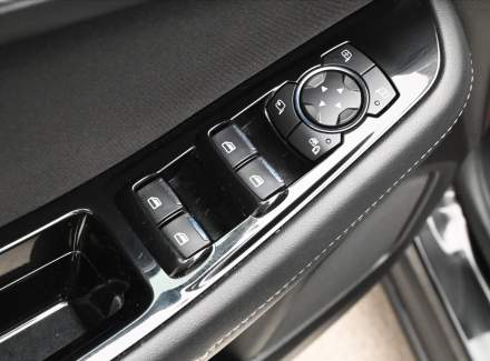 Ford - S-MAX
