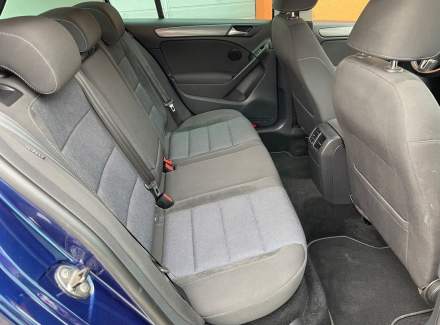 Volkswagen - Golf