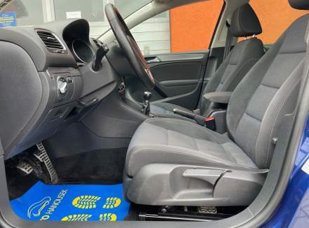 Volkswagen - Golf