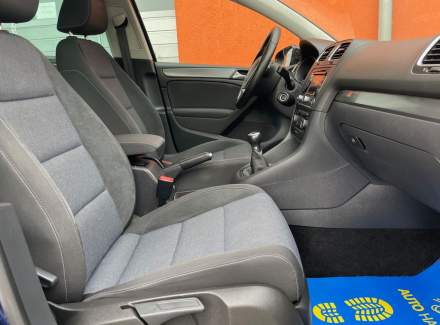 Volkswagen - Golf