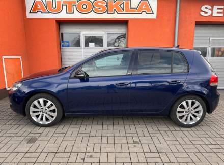 Volkswagen - Golf
