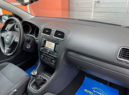 Volkswagen - Golf