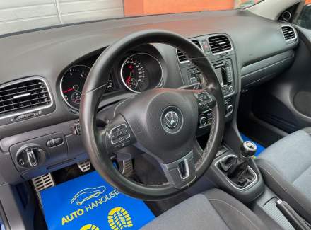 Volkswagen - Golf