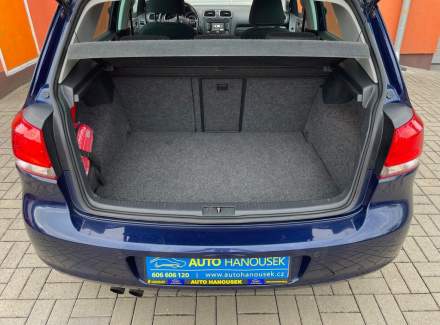 Volkswagen - Golf