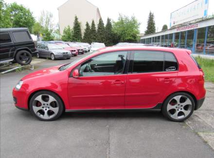 Volkswagen - Golf