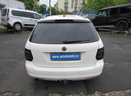 Volkswagen - Golf