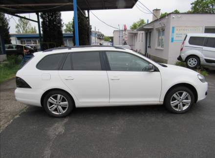 Volkswagen - Golf