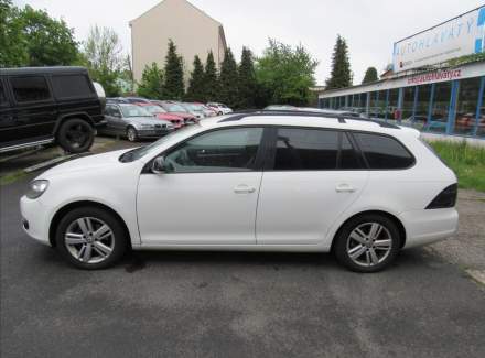 Volkswagen - Golf