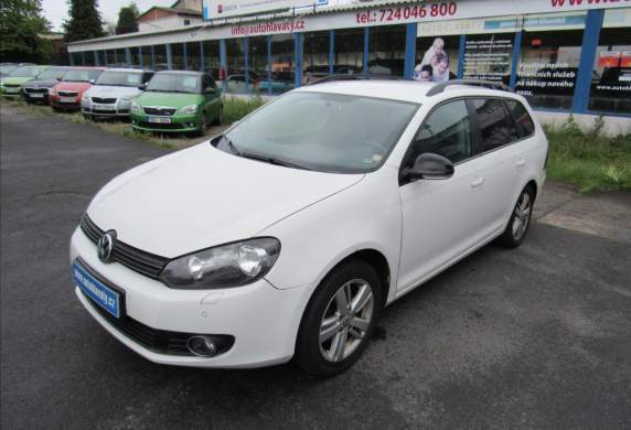 Volkswagen - Golf