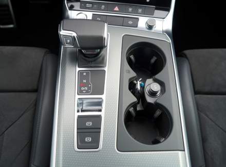 Audi - A6
